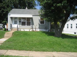 10287 Saint Katherine Ln, Saint Ann, MO 63074