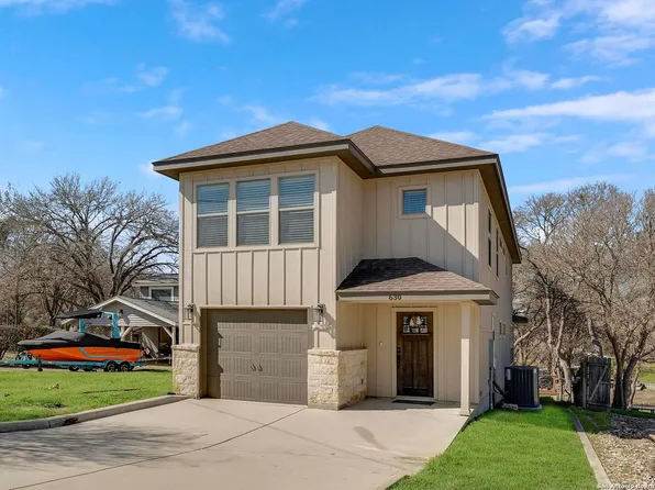630 THREE OAKS RD, Seguin, TX 78155