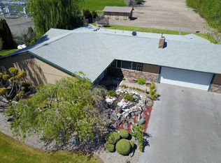 231 Hexon Rd, Selah, WA 98942