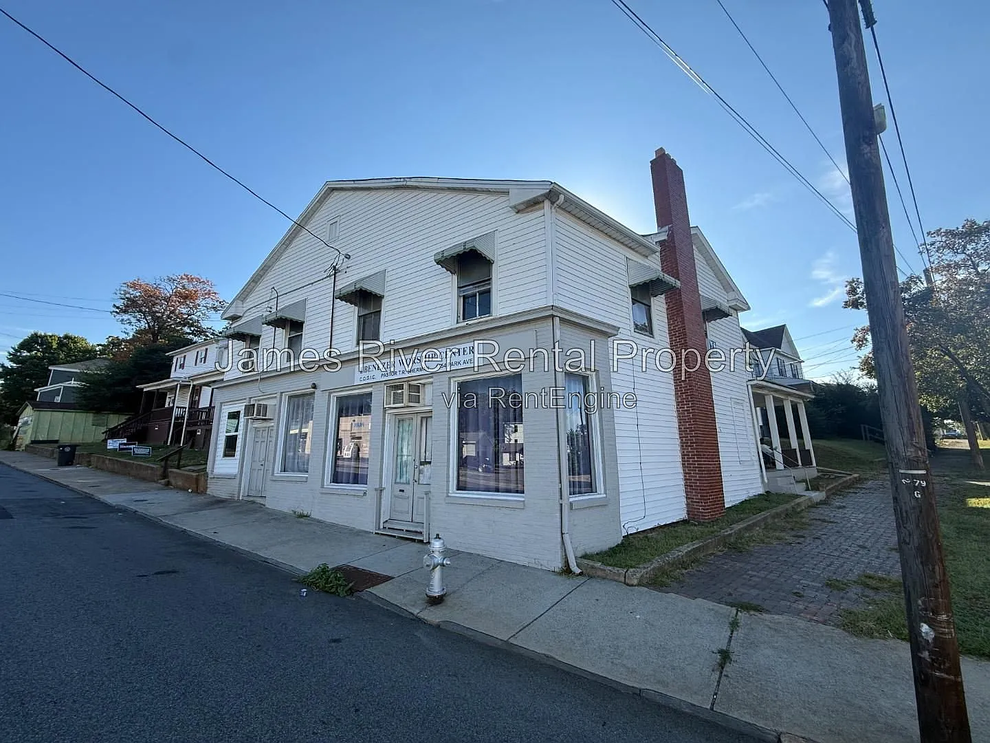 1 bed, 1.0 bath, $595 — Photo 1