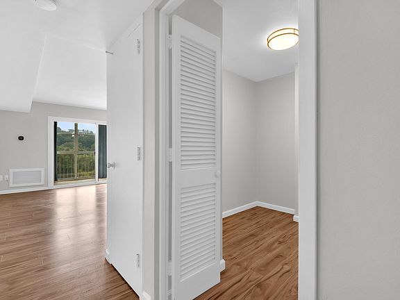 2nd image of 1414 Continental Dr APT 509