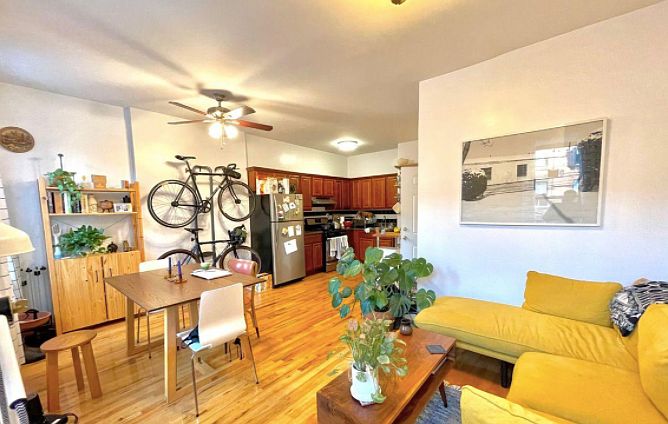 1st image of 502 Franklin Ave #1F