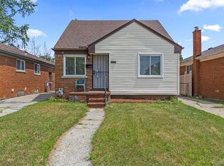7260 Pierson St, Detroit, MI 48228