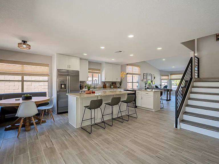1078 S Riata St — Photo 13