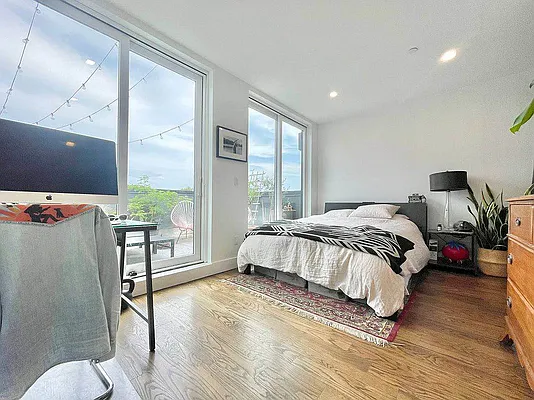 Rented by Doorway NYC, LLC | media 10