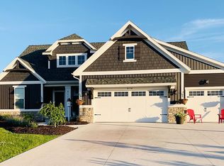 2118 Owners Way Dr SW, Byron Center, MI 49315
