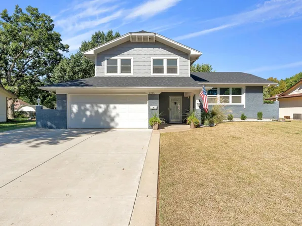 1225 N Patrick Henry St, Derby, KS 67037