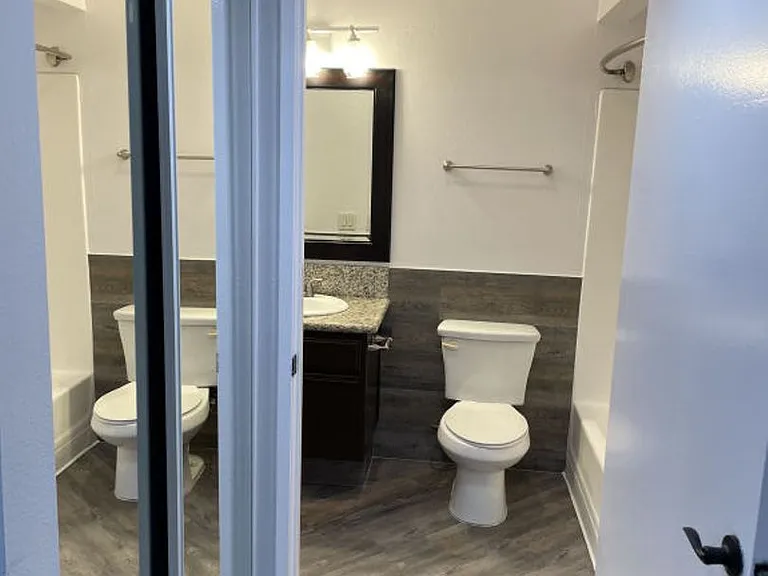 Villa De Adel Apts — Photo 180