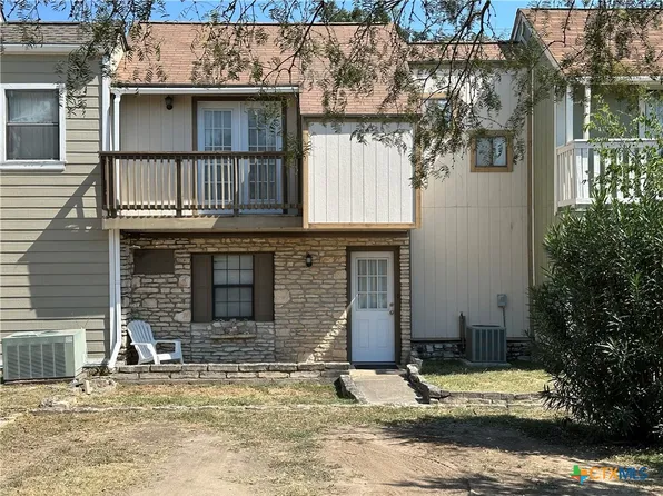 4 Logans Run, Wimberley, TX 78676