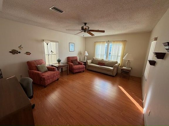 2nd image of 1038 La Paloma Blvd #1038