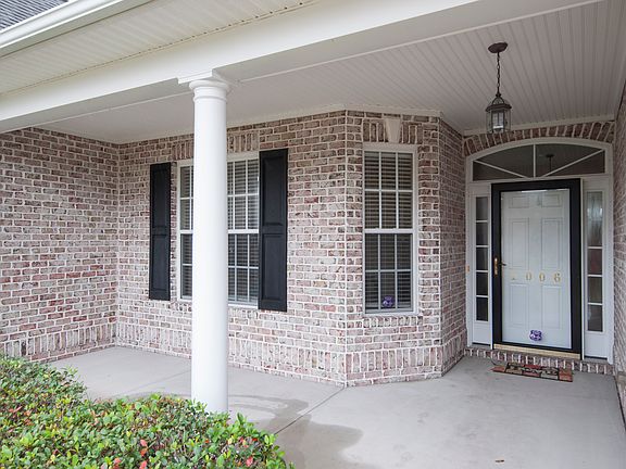 3rd image of 1006 N Sanderling