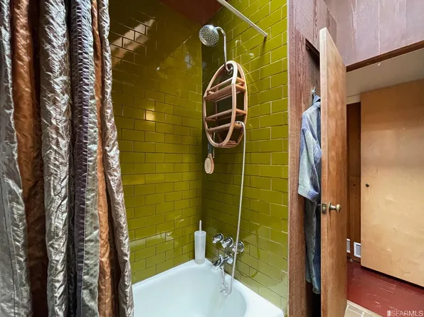 164-166 Henry St, San Francisco, CA 94114