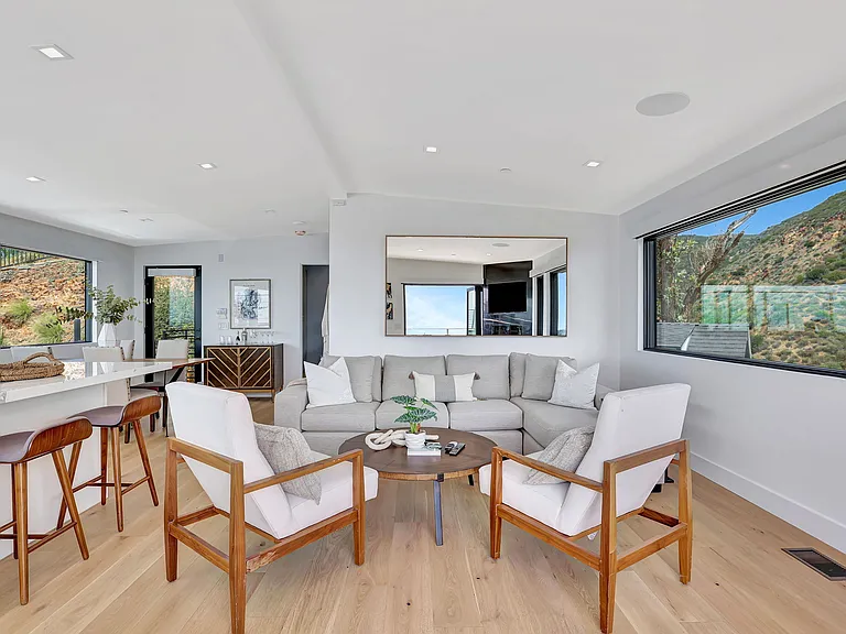 5402 Horizon Dr — Photo 14