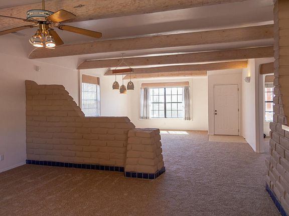 4th image of 7525 Lynwood Dr NW