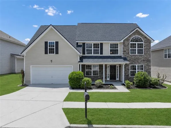 4425 Grove Lake Ct, Loganville, GA 30052