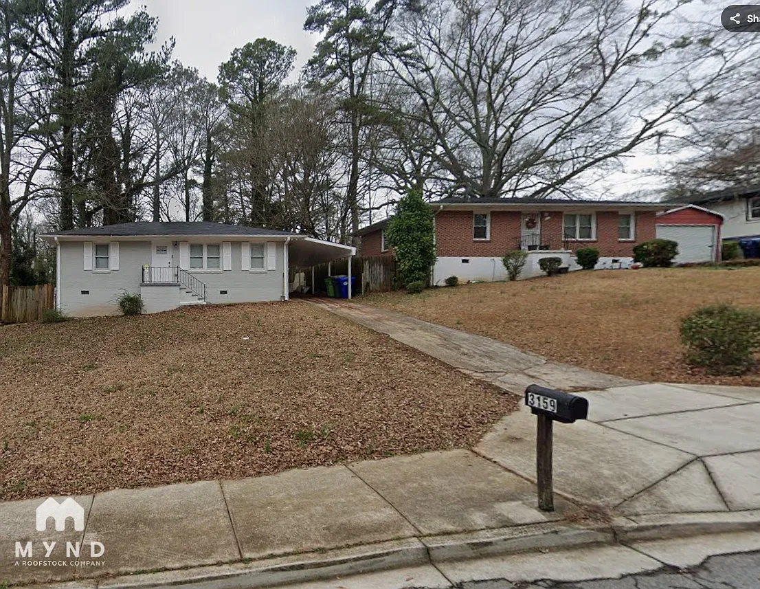 3 bed, 2.0 bath, 950 sqft, $1,825 — Photo 1