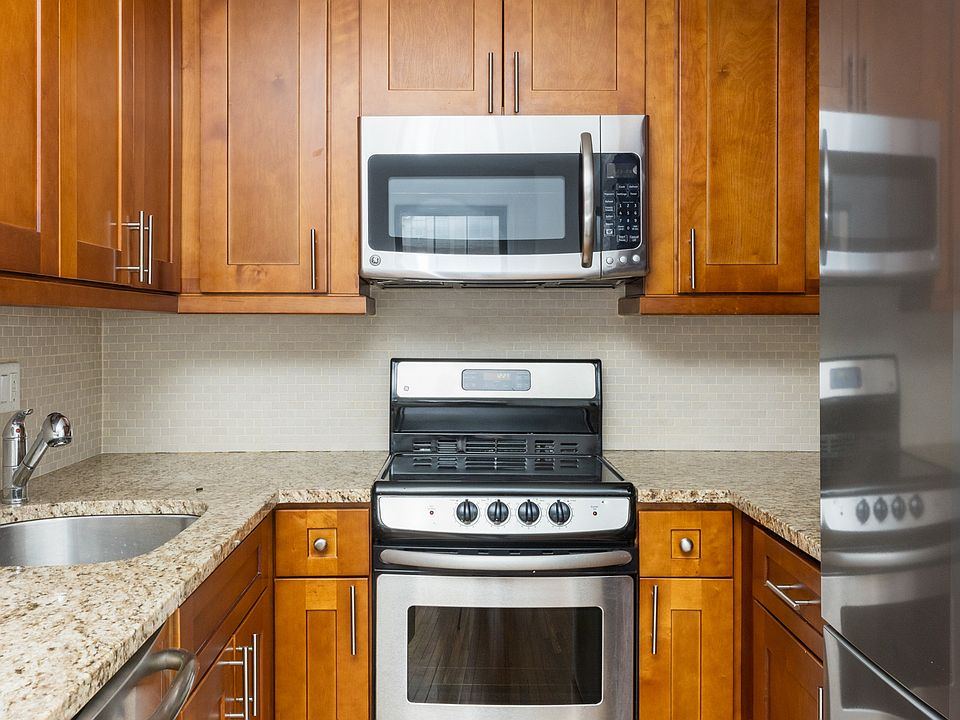 1st image of 15-17 Park Ave #1503