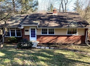 37 Forest Hills Rd, Pittsburgh, PA 15221