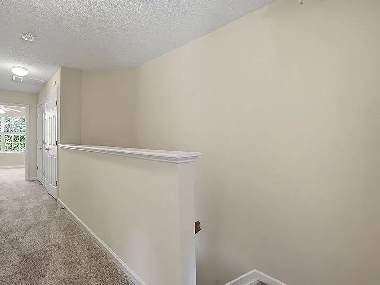 101 Fanwood Ct — Photo 20