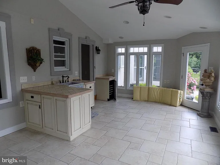313 Glenville Rd — Photo 16