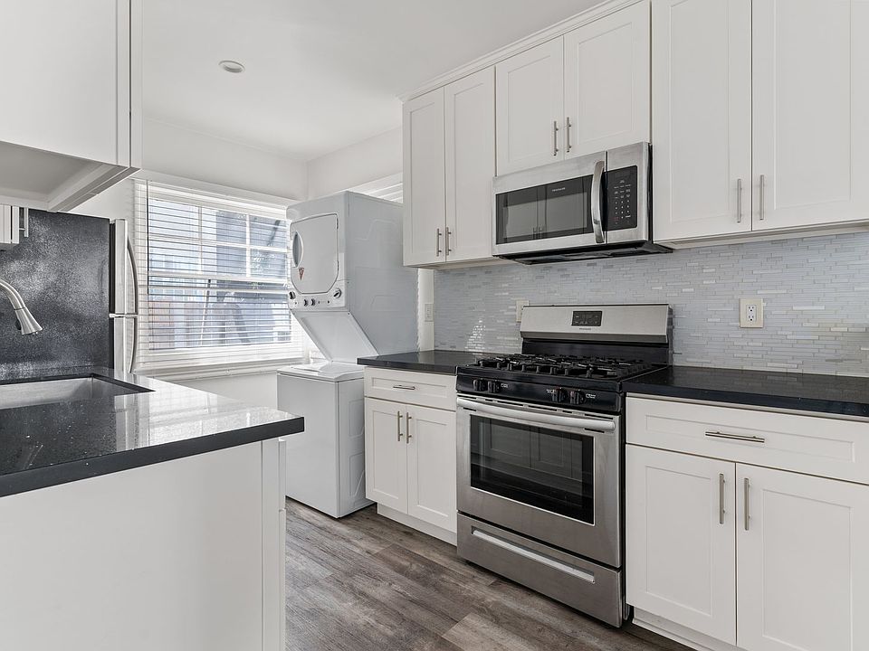 1st image of 241 Bonito Ave APT 4