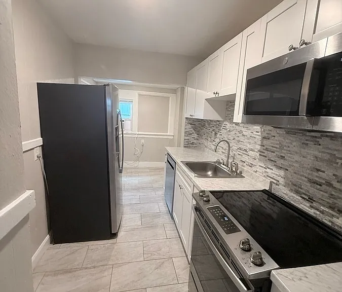 1103 Drew St #1 — Photo 15
