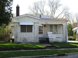 1825 W 4th St, Waterloo, IA 50701