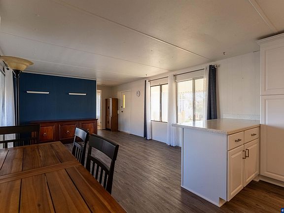 4th image of 277 NE Conifer Blvd Unit 79