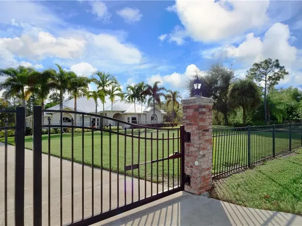 6980 Greystone Ln, Fort Myers, FL 33912