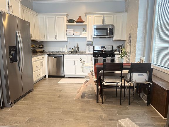 4th image of 5222 Powhattan St #1