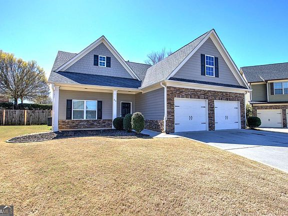 2nd image of 25 Winter Pointe NW