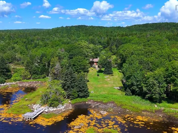 9169 Highway 331, Voglers Cove, NS B0J 2H0