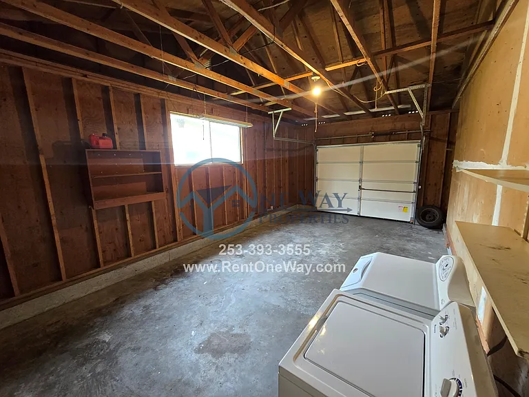 814 196th St E — Photo 10