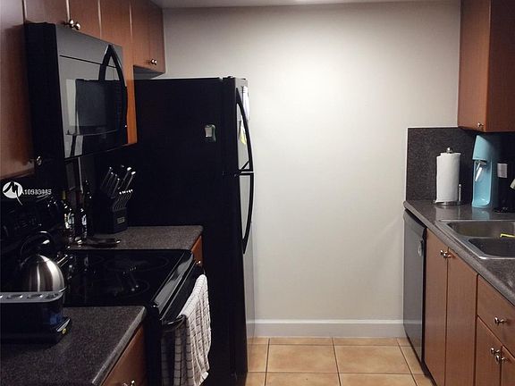 4th image of 4629 NW 97th Pl #157