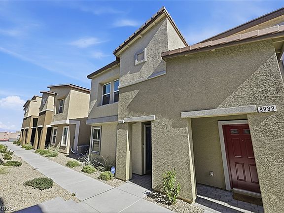 2nd image of 9929 Canary Hills St