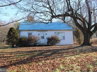 4277 Carlisle Rd, Gardners, PA 17324