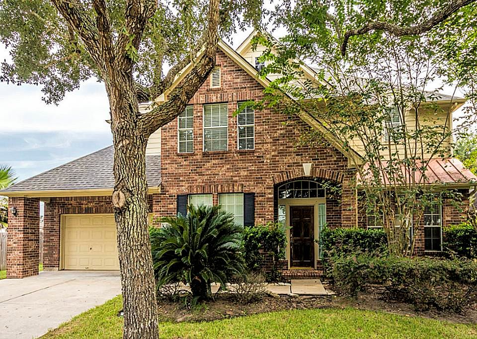 1st image of 2030 Canyon Crest Dr
