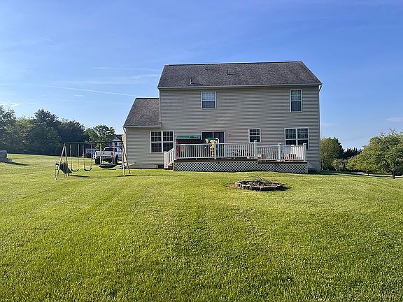 4th image of 3826 Roundtree Rd
