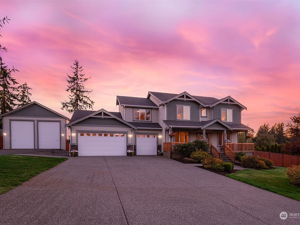1st image of 10428 183rd Drive SE