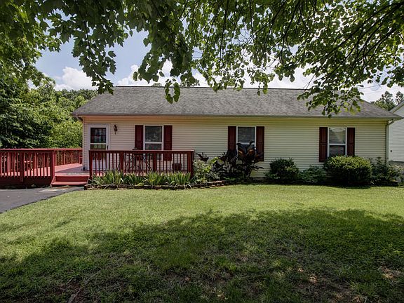 2nd image of 4828 Autumn Ln NW
