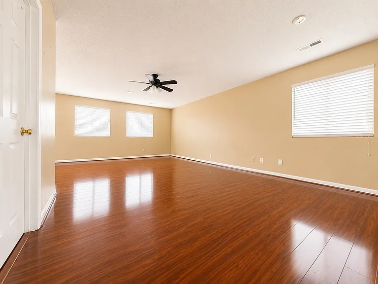 2610 Chatfield Dr — Photo 6