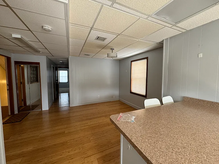 196 Rock Rd #2-B — Photo 6