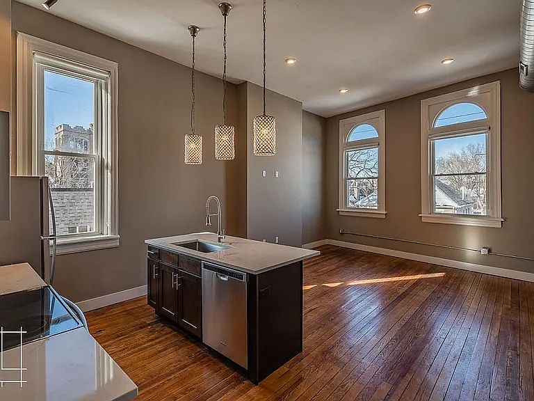 Kitchen & living room