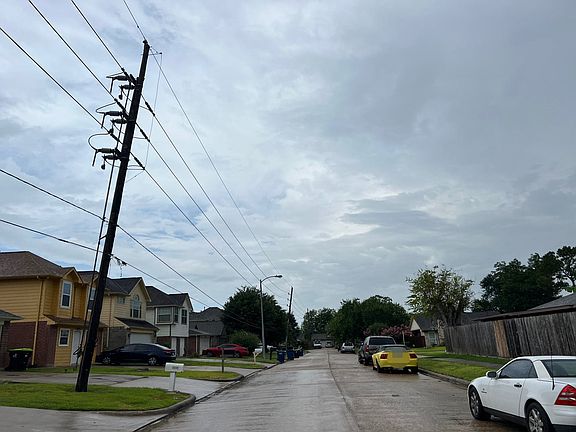 4th image of 16323 San Dario Dr