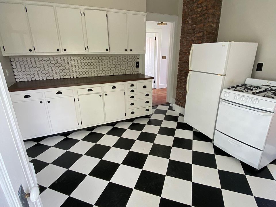 1st image of 446 Beach Ave #2