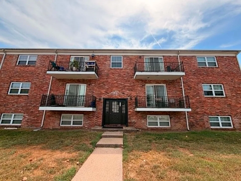 1803 Grand Ave #124-E-&