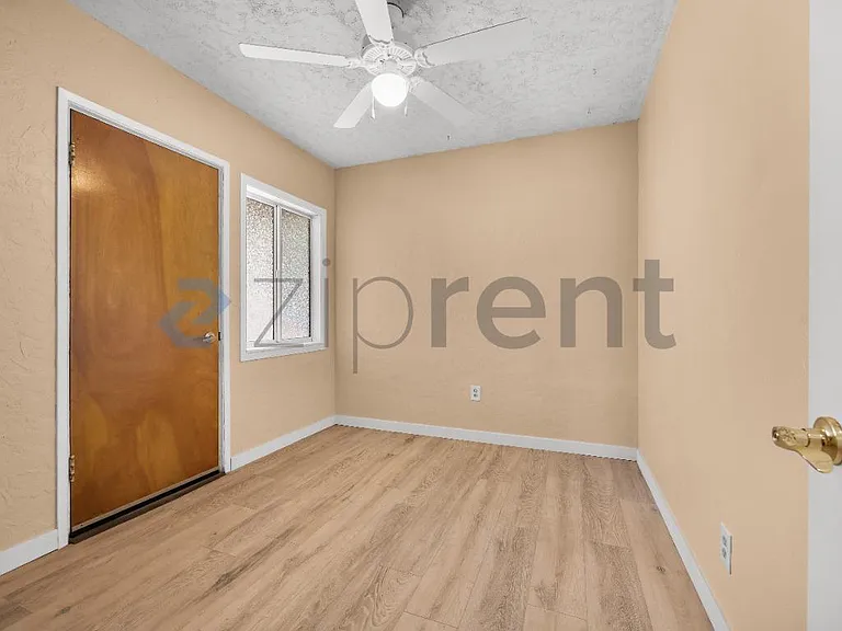 1851 Donax Ave #1851 DONAX AVE — Photo 8