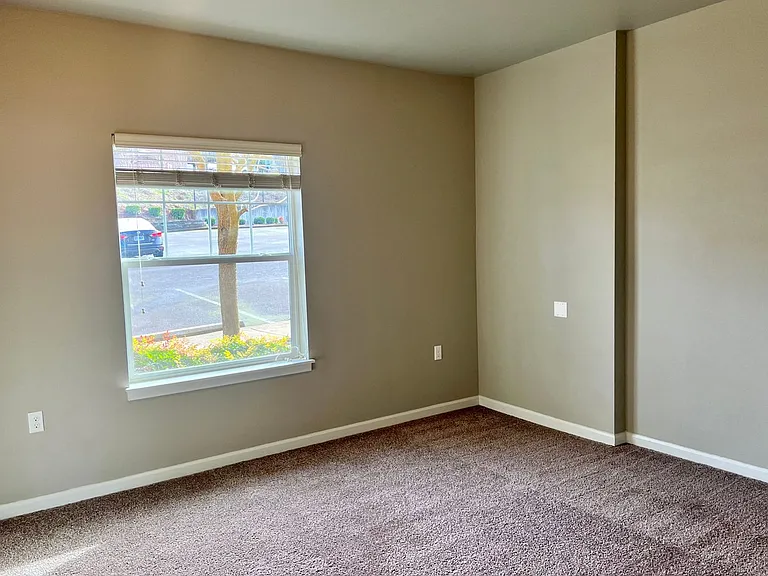 Encore Apartments — Photo 13
