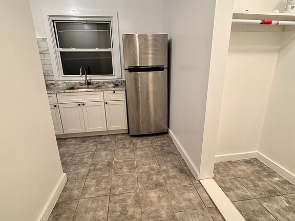 2nd image of 174 Treadwell Ave #1