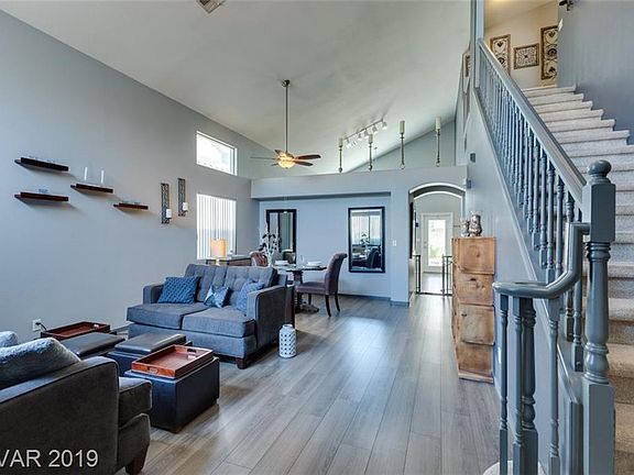 4th image of 2185 Pescara Ct